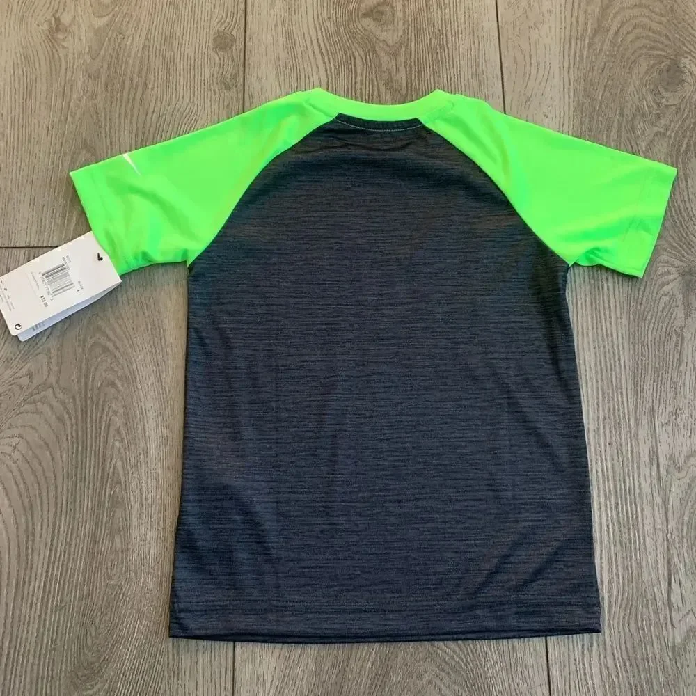 Nike boys graphic t shirt very lightweight and fresh for summer